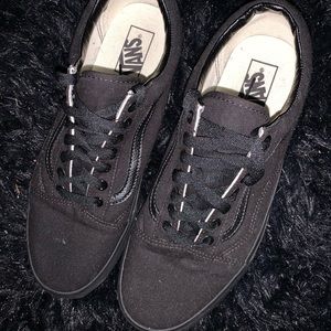 All black vans